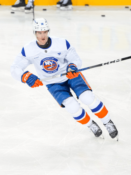 PHOTOS: Islanders Morning Skate in Calgary