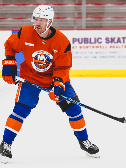 PHOTOS: Islanders Practice Apr. 8