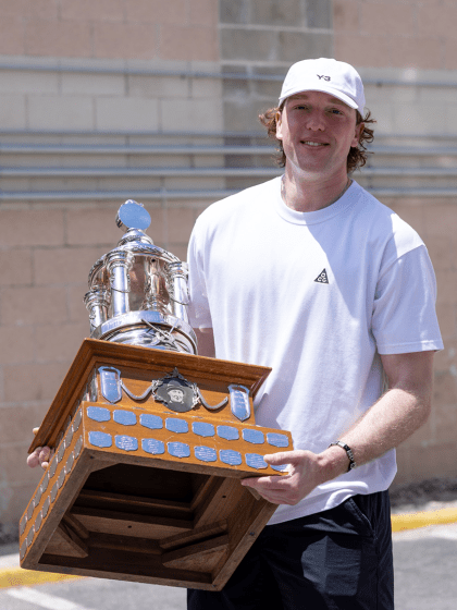 Photos: Vassy receives Vezina Trophy