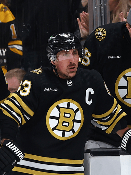Bruins come out flat, miss opportunity in Game 5 