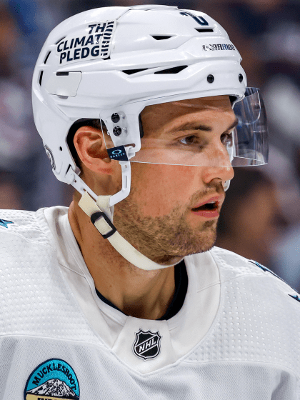 Brian Dumoulin traded to Anaheim by Seattle