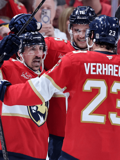 Brad Marchand quick fit pays off for Florida Panthers in Game 3