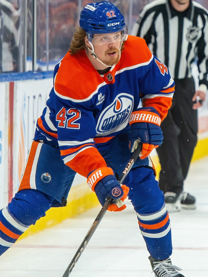 Kasperi Kapanen signs 1-year deal to stay in Edmonton