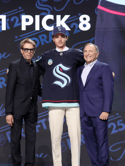 Jake O'Brien, No. 8 pick of 2025 NHL Draft, signs with Seattle