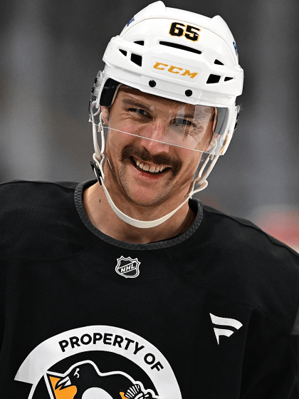 Pittsburgh Penguins spielen auch für Fremdenfuehrer Karlsson