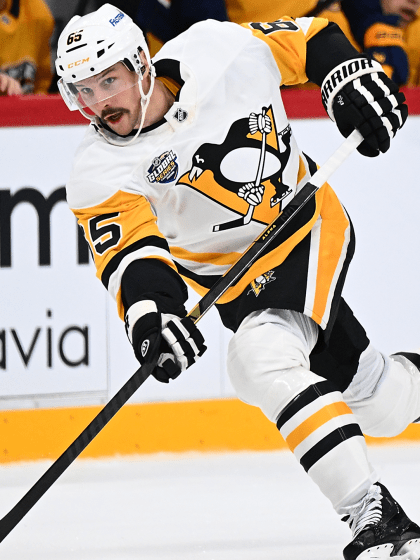 Erik Karlsson savors Global Series homecoming despite Penguins' OT loss