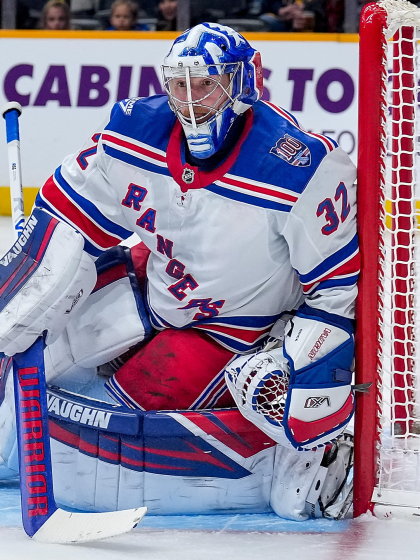 Jonathan Quick fondly remembers 1st warm weather outdoor game