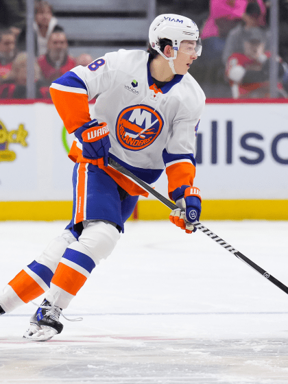 Rookie Watch: Schaefer, Kindel among best in Metropolitan Division