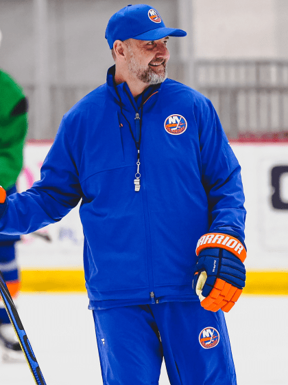 Zizing 'Em Up New York Islanders hire Peter DeBoer with playoff hopes on the line