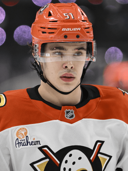 Olen Zellweger signs 3-year deal with Buffalo