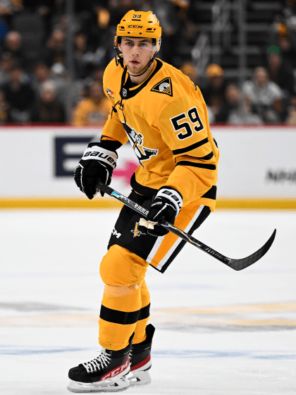 Egor Chinakhov gets 3-year deal with Pittsburgh Penguins