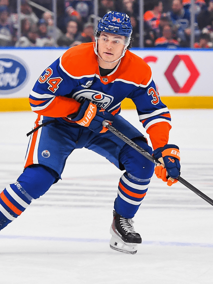Colton Dach hopes to impress Mike Babcock after new Edmonton deal