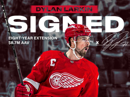 Detroit Red Wings Extend Larkin on 8-Year Contract Extension