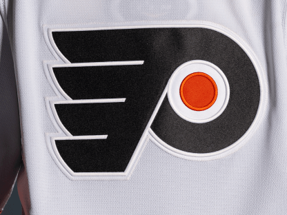 Flyers Trim 5 from Roster; Invite Veteran Center to Camp on PTO