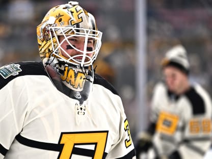 Winter Classic: Penguins allow pair of third-period goals in loss