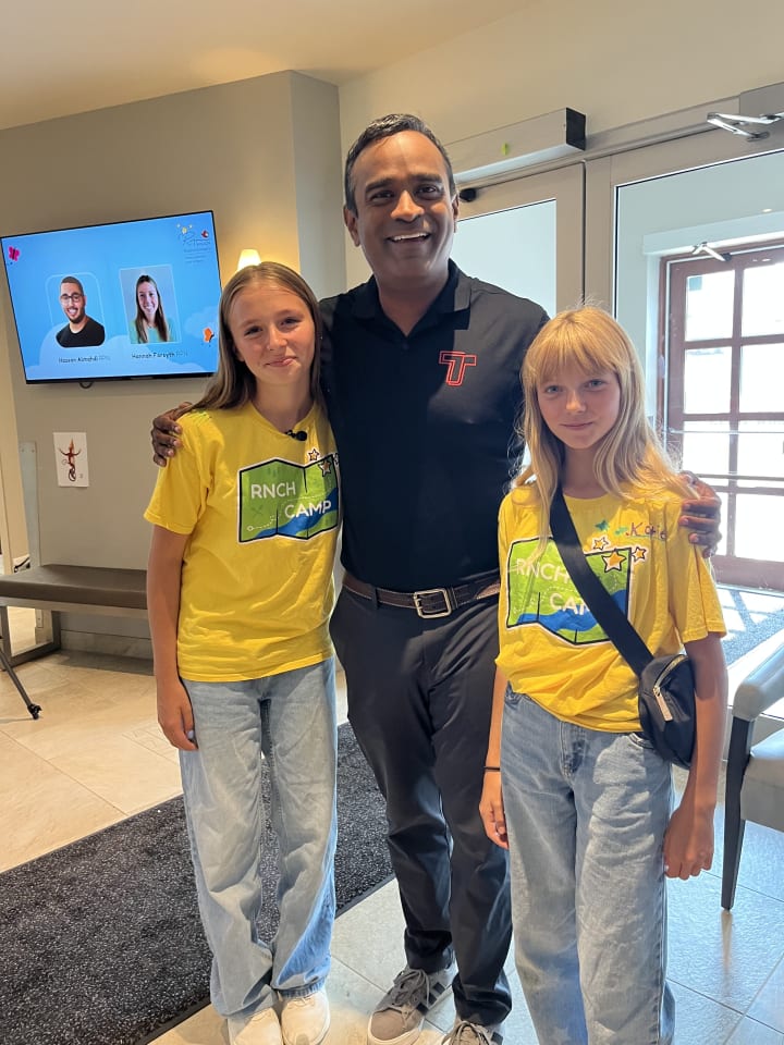 Gabby and Katie Bellinger